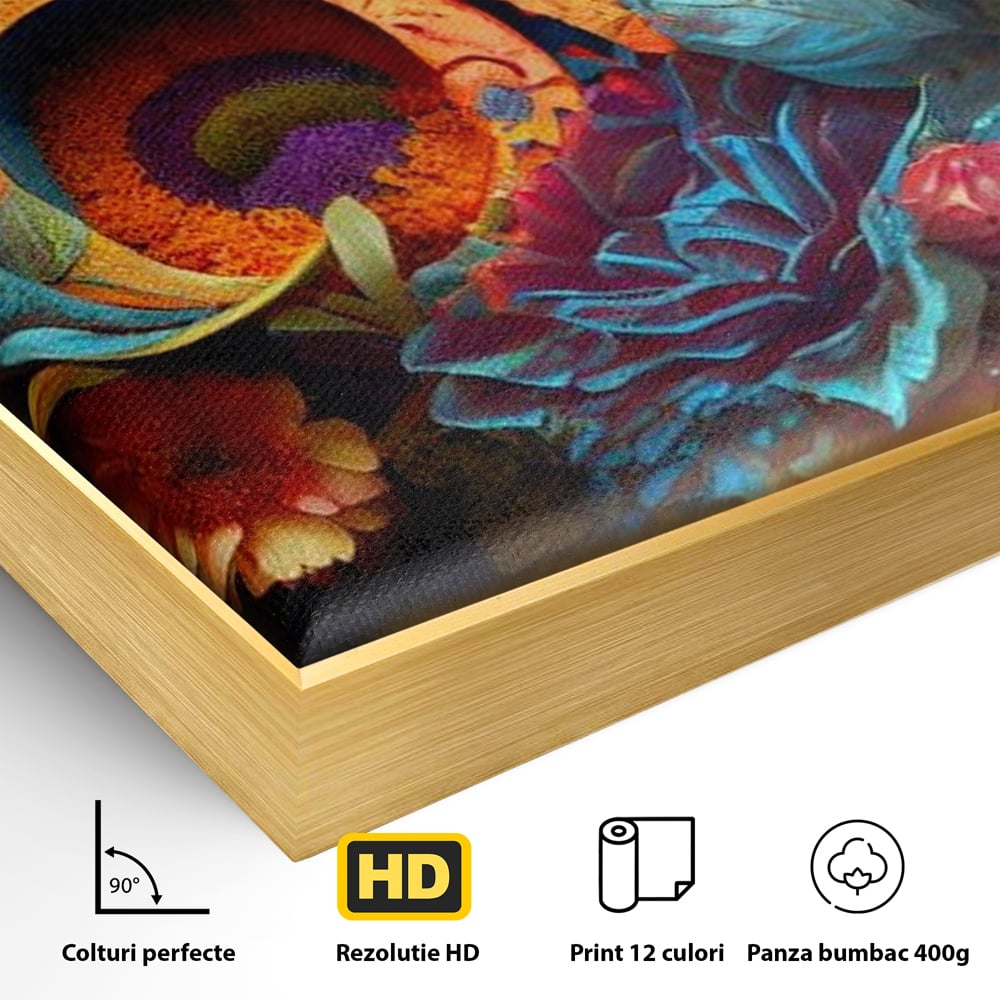 Detaliu al suprafetei: tablou canvas cu litere florale stilizate, in rama de aluminiu auriu